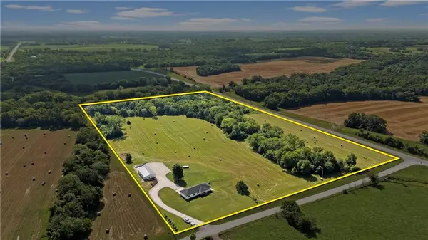 27779 Cold Water Road, Louisburg, KS 66053