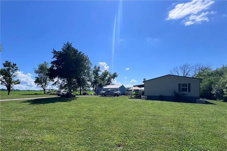 7180 SW 41st Road, Saint Joseph, MO 64504 - Image #2