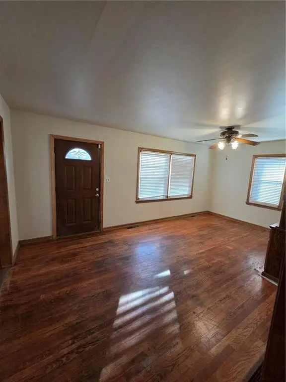 832 W Charles Street, Independence, MO 64055 - Image #3