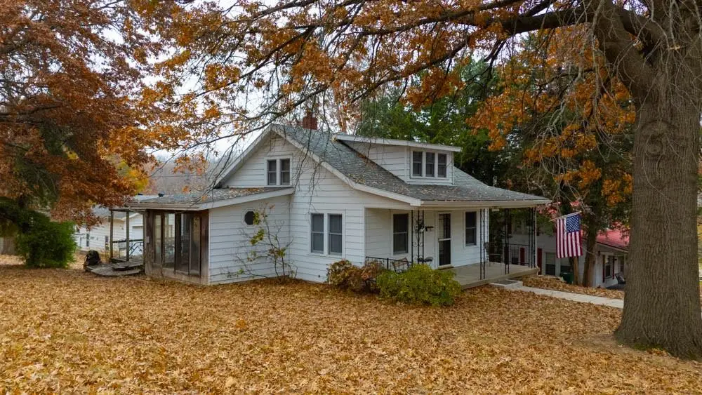 11813 & 11815 E Scarritt Avenue, Sugar Creek, MO 64054 - Image #1