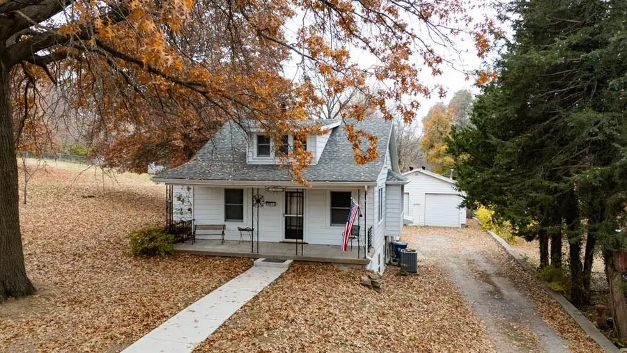 11813 & 11815 E Scarritt Avenue, Sugar Creek, MO 64054 - Image #3