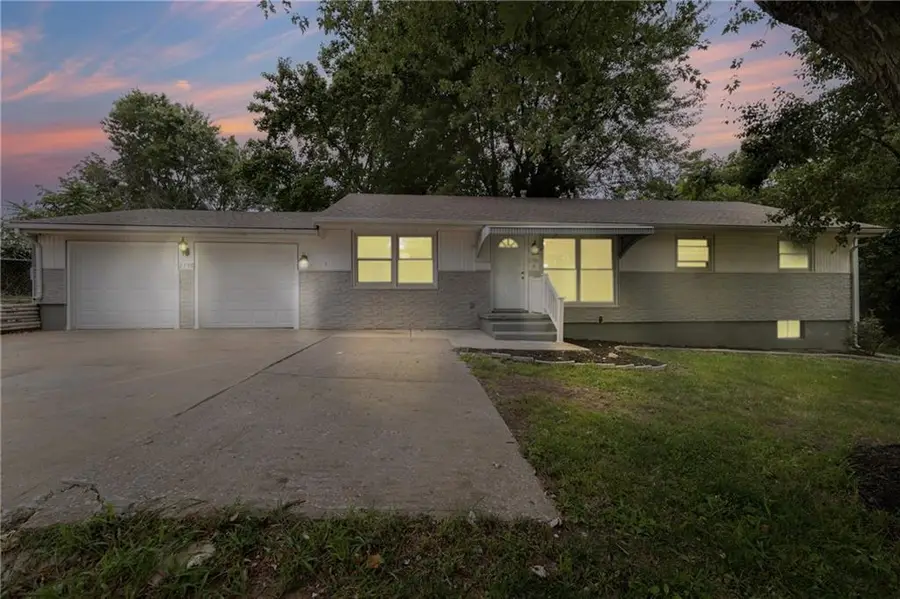 2700 Englewood Terrace, Independence, MO 64052 - Image #2