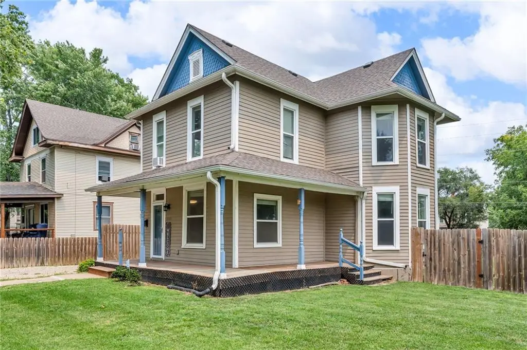 2058 SW Buchanan Street, Topeka, KS 66604 - #1