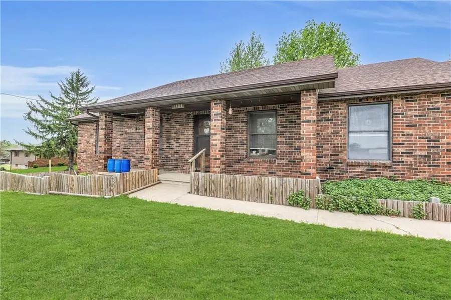 1404 S Grand Avenue, El Dorado Springs, MO 64744 - #3