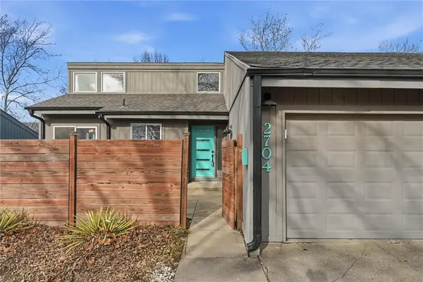 2704 University Drive, Lawrence, KS 66049