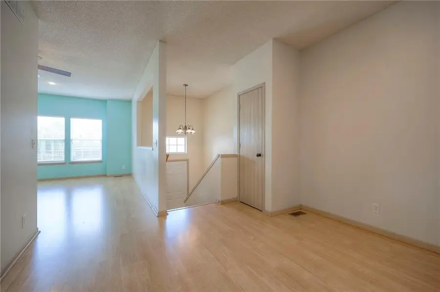 609 S Woodson Lane, Gardner, KS 66030 - Image #3