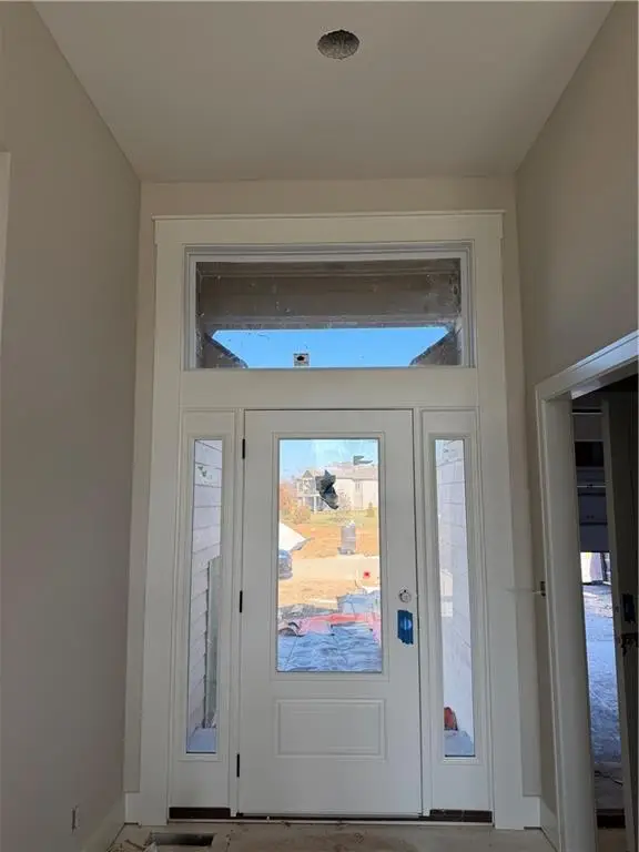 911 Savannah Lane, Greenwood, MO 64034 - Image #2