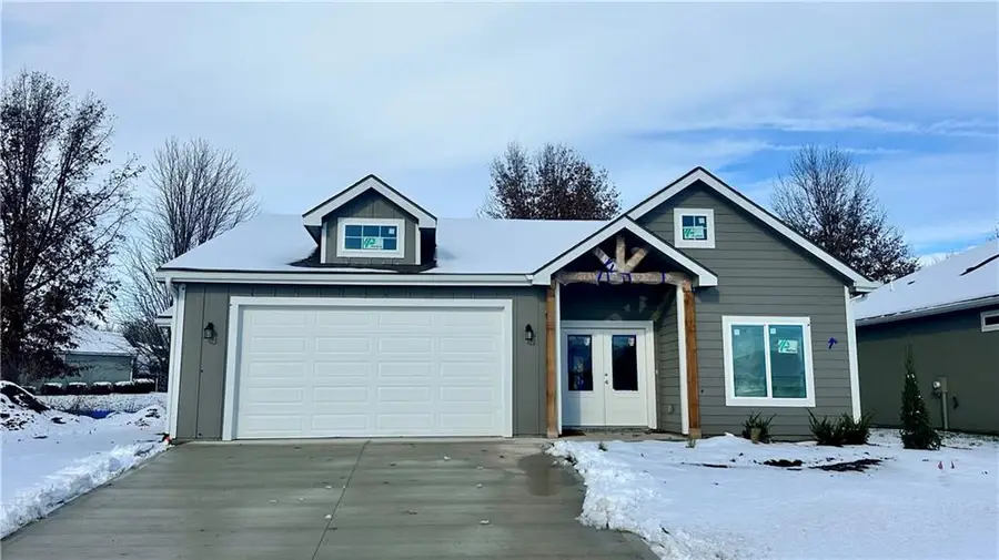 5024 Cedar Grove Way, Lawrence, KS 66049 - Image #2