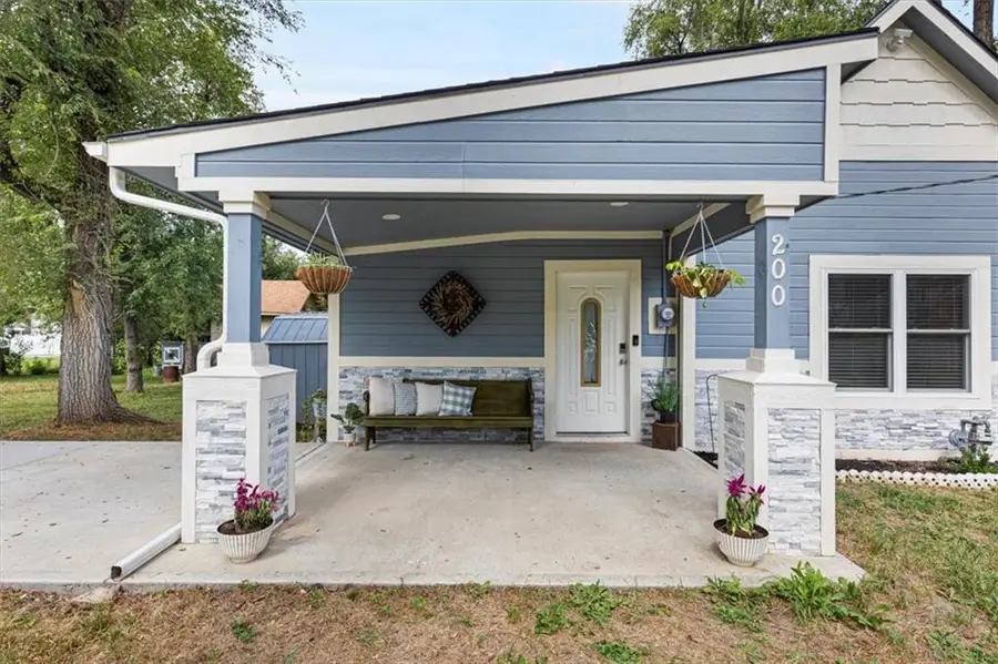 200 W Perry Street, Edgerton, MO 64444 - Image #2