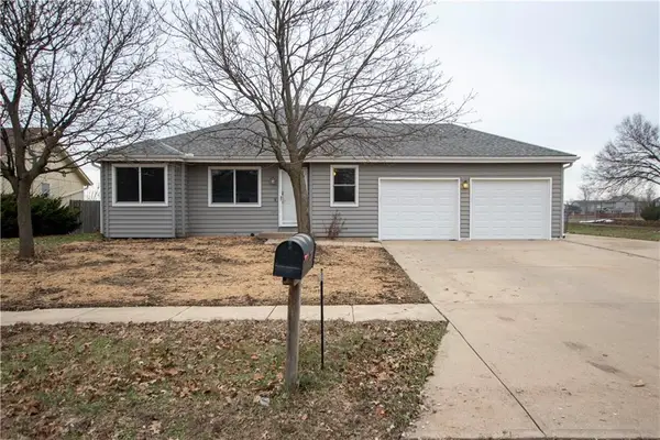 224 E Westoff Place, Gardner, KS 66030