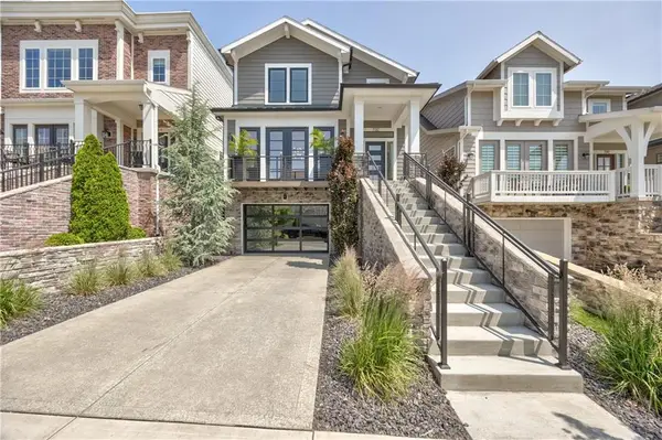 732 W 45th Street, Kansas City, MO 64111