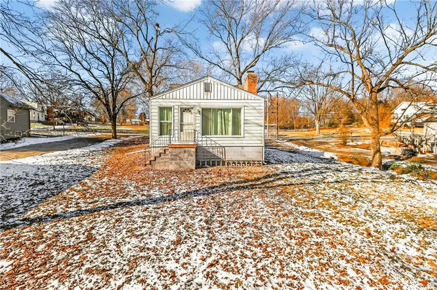 4013 NE Chaumiere Road, Kansas City, MO 64117 - Image #3