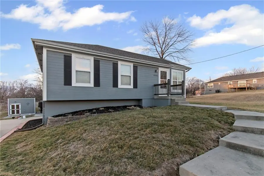 8202 NE Antioch Road, Kansas City, MO 64119 - #2