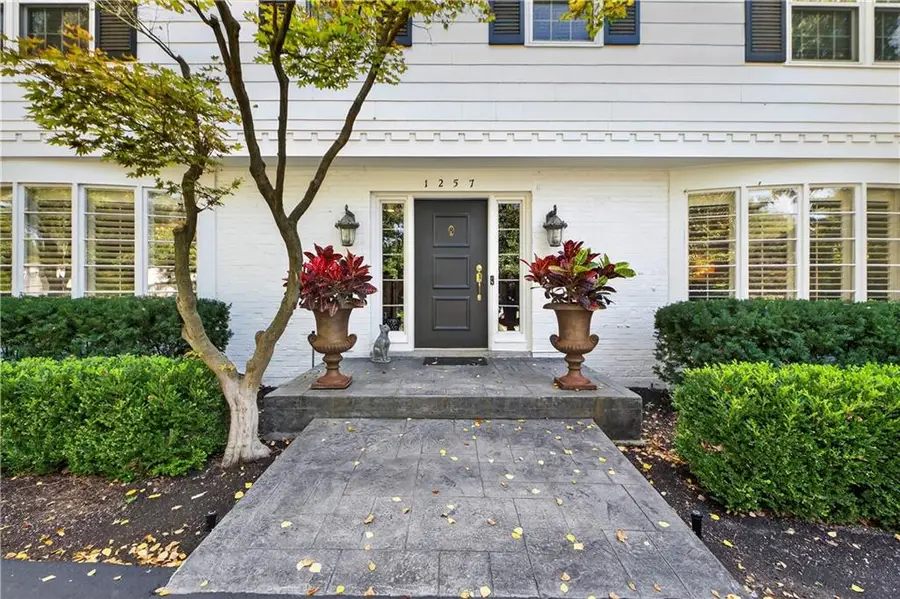 1257 W 63rd Terrace, Kansas City, MO 64113 - Image #3