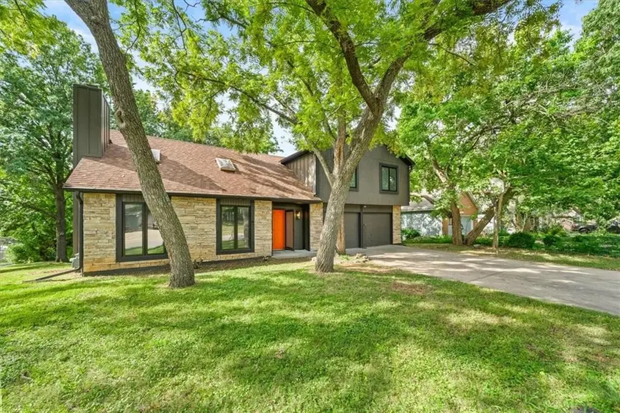 10301 W 50th Place, Shawnee, KS 66203 - Image #2