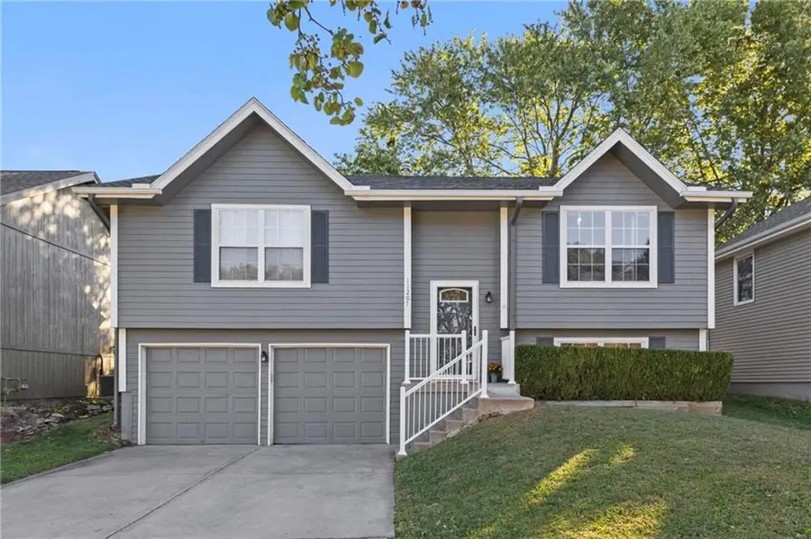 11207 N Marsh Avenue, Kansas City, MO 64157 - Image #2