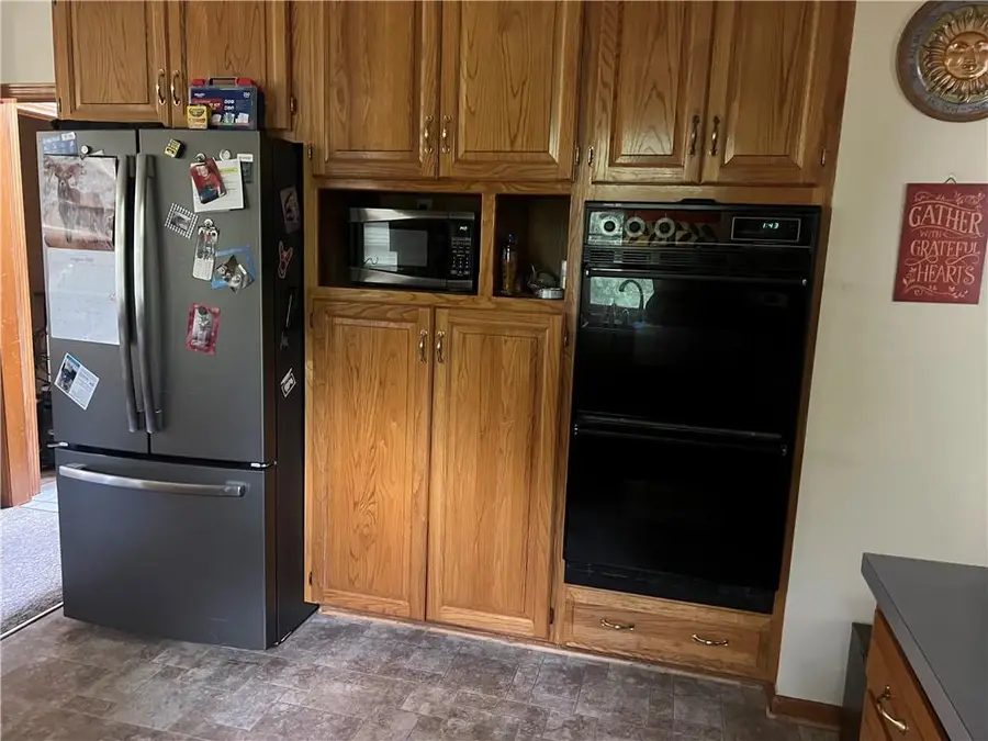 5110 Willow Avenue, Kansas City, MO 64133 - #3