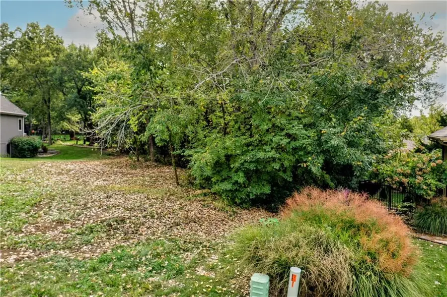 951 E 121st Terrace, Olathe, KS 66061 - Image #3