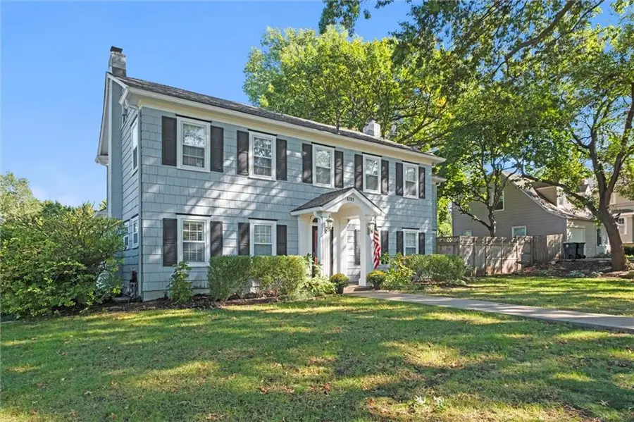 5701 Central Street, Kansas City, MO 64113 - Image #3