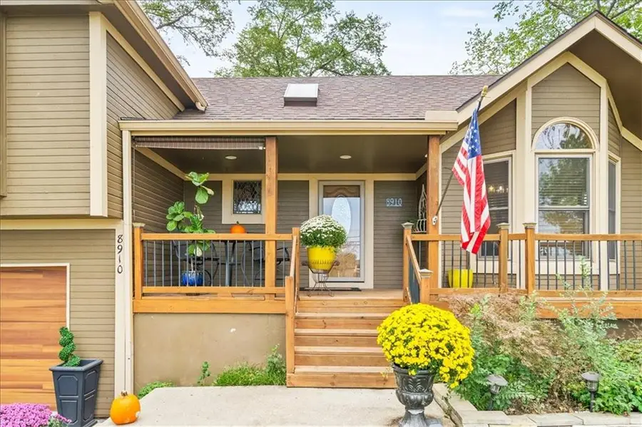 8910 Lexington Avenue, De Soto, KS 66018 - Image #3