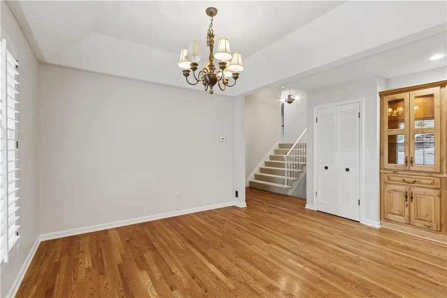 12640 Oakmont Drive, Kansas City, MO 64145 - Image #2