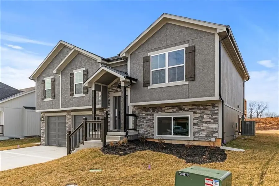 4205 SE Adams Drive, Blue Springs, MO 64014 - Image #2