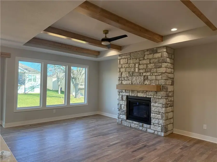 31505 W 86th Court, De Soto, KS 66018 - Image #2