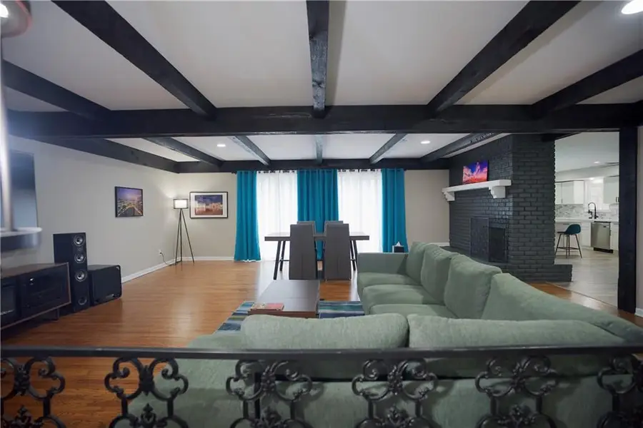 8641 Broadmoor Street, Overland Park, KS 66212 - Image #3