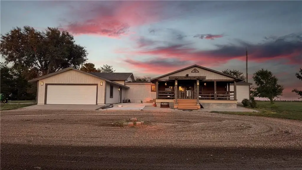 8722 N Road F N/a, Ulysses, KS 67880 - Image #1