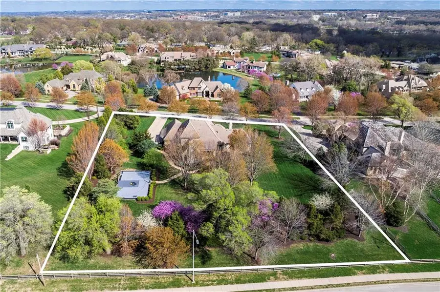 10408 Howe Lane, Leawood, KS 66206 - Image #3