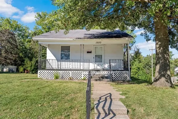 1900 Ewing Avenue, Kansas City, MO 64126