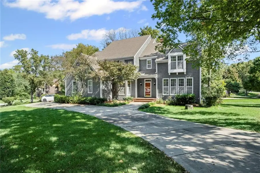 13009 Fontana Street, Leawood, KS 66209 - Image #2