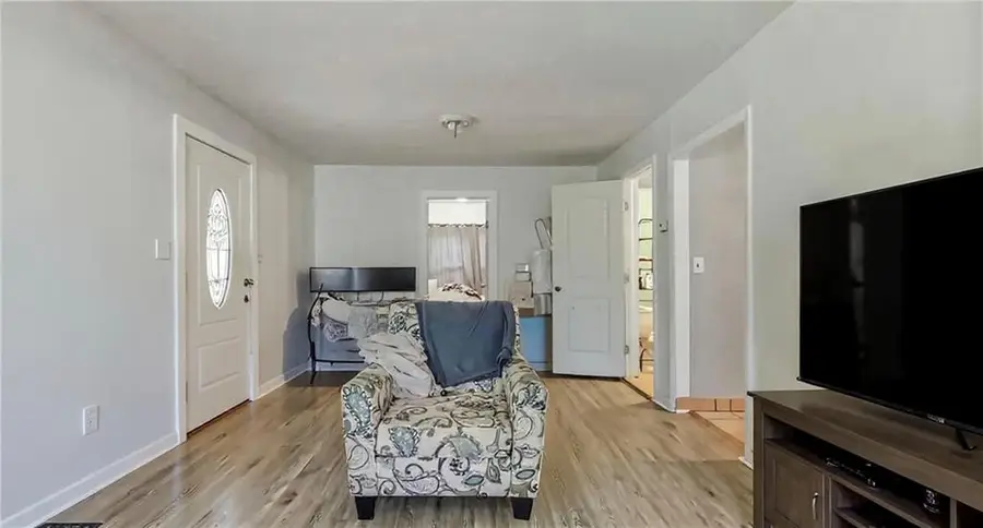 4032 Kensington Avenue, Kansas City, MO 64130 - Image #3