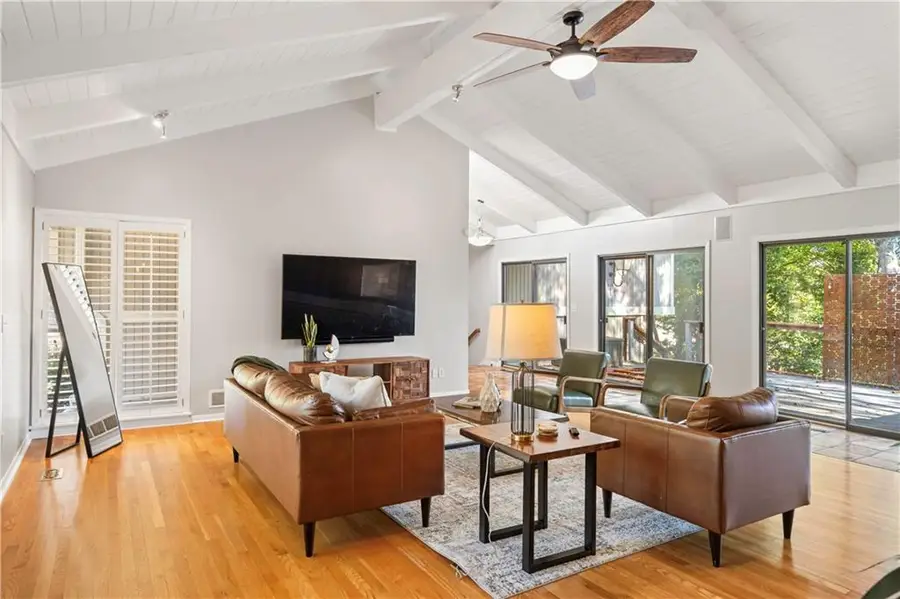 7901 El Monte Street, Prairie Village, KS 66208 - Image #3