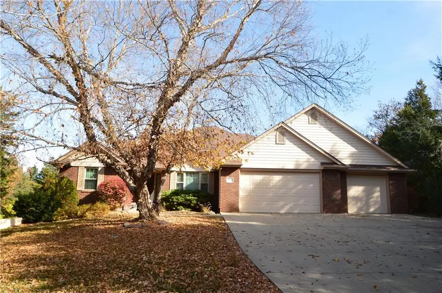 1010 SW Ottawa Trail, Topeka, KS 66615 - #2