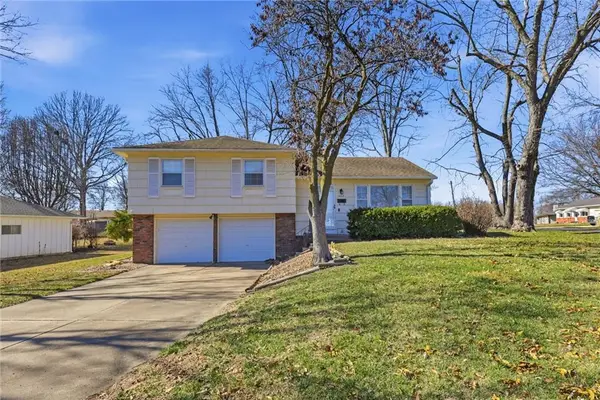 200 SW Yost Avenue, Lee's Summit, MO 64081