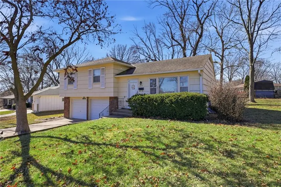 200 SW Yost Avenue, Lees Summit, MO 64081 - #3