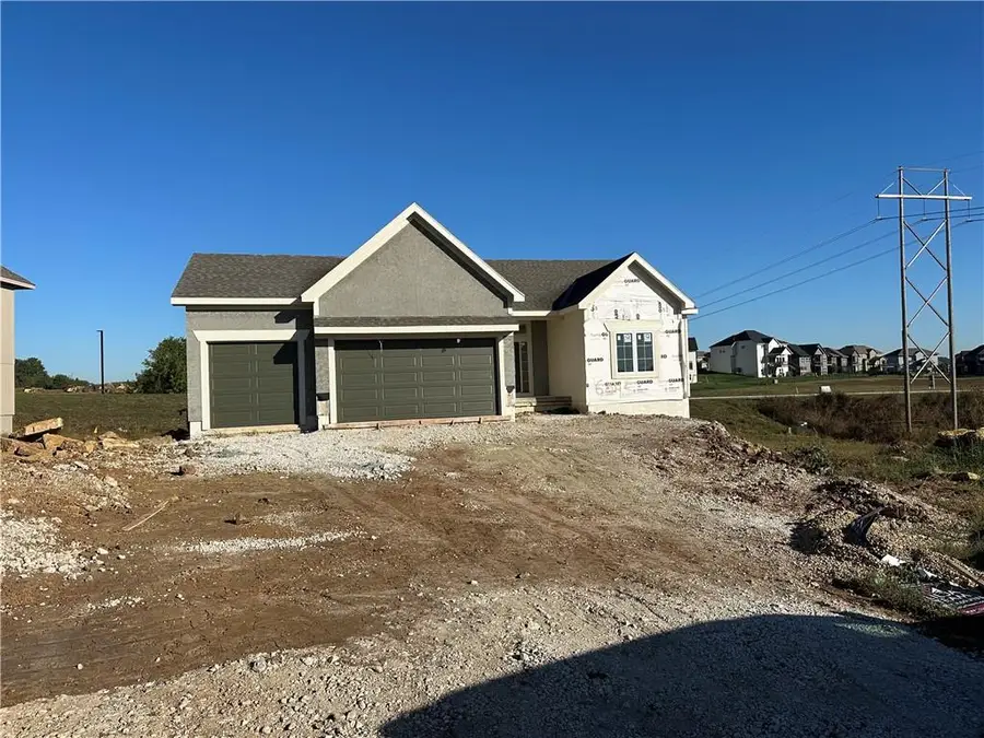 6045 Apache Drive, Shawnee, KS 66226 - Image #3