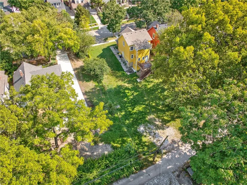 4112 Holmes Street, Kansas City, MO 64110 - Image #1