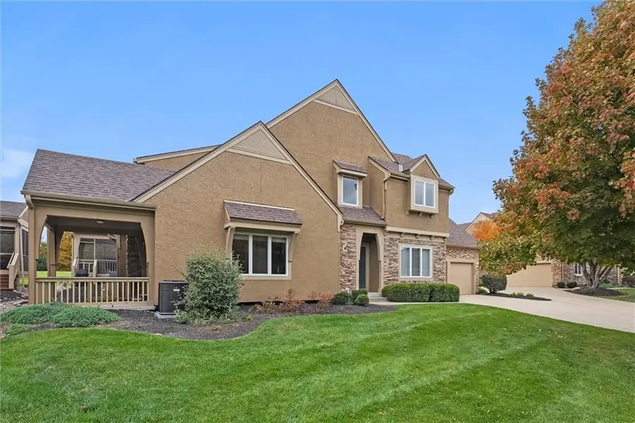 13928 S Summit Street, Olathe, KS 66062 - Image #2