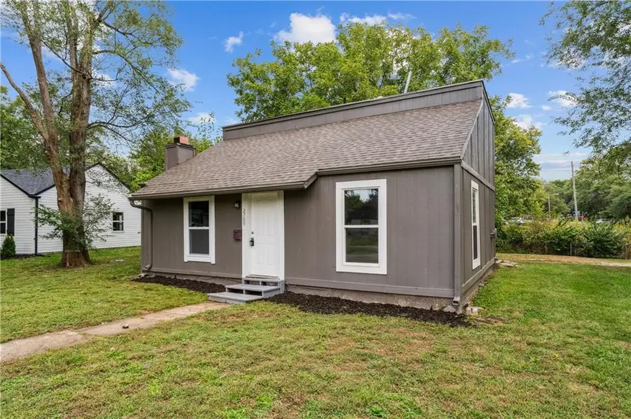 2709 S 51st Court, Kansas City, KS 66106 - Image #3