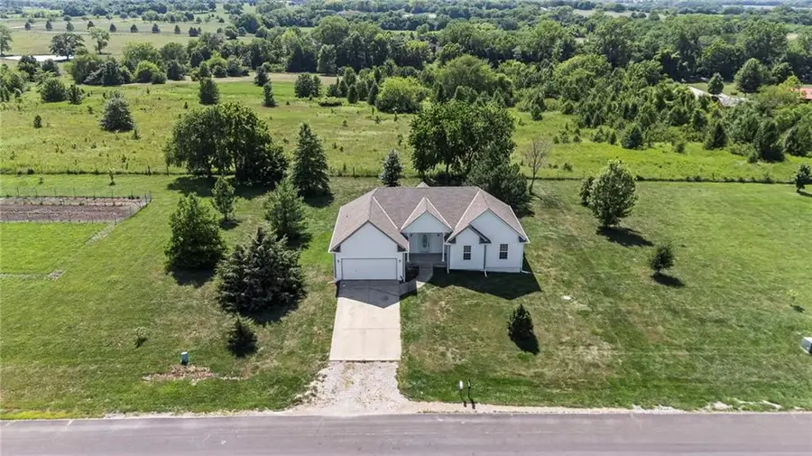 24308 Tower Drive, Cleveland, MO 64734 - Image #2