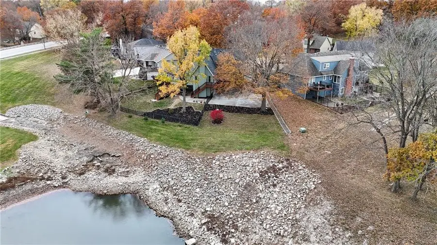 201 NW Redwood Court, Lees Summit, MO 64064 - Image #2