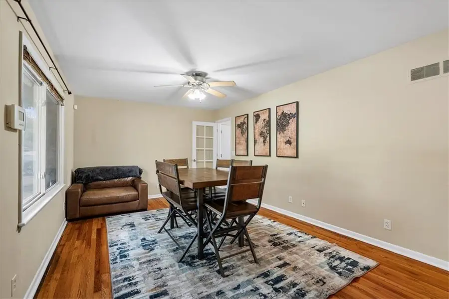 908 S Hunter Drive, Olathe, KS 66061 - Image #3