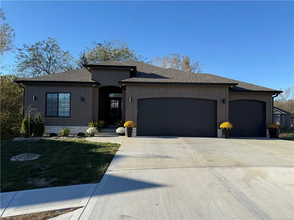 610 Caitlin Ct Court, Excelsior Springs, MO 64024 - Image #1