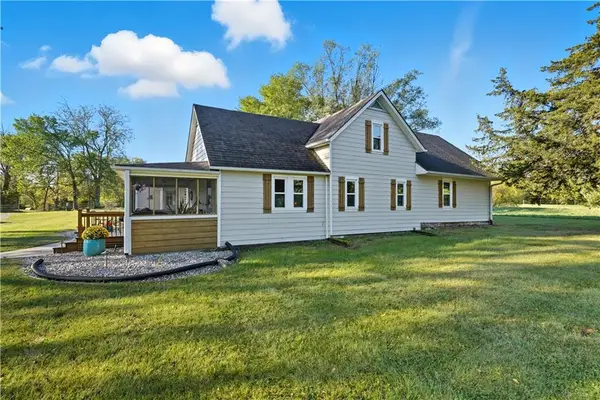 7205 W 311th Street, Louisburg, KS 66053