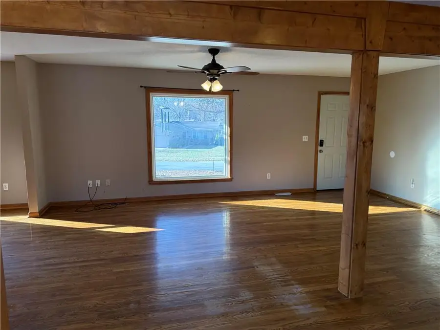 11 Morningside Drive, Paola, KS 66071 - Image #3