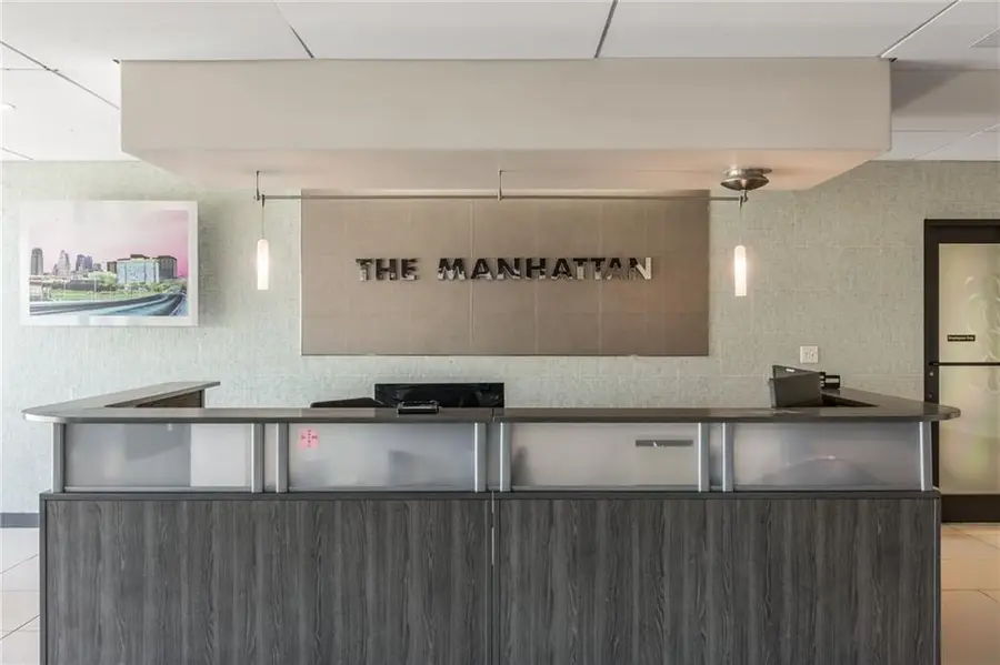 700 E 8th Street #12J, Kansas City, MO 64106 - Image #2