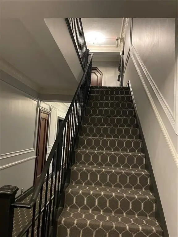 807 W 48th Street #601, Kansas City, MO 64112 - Image #2