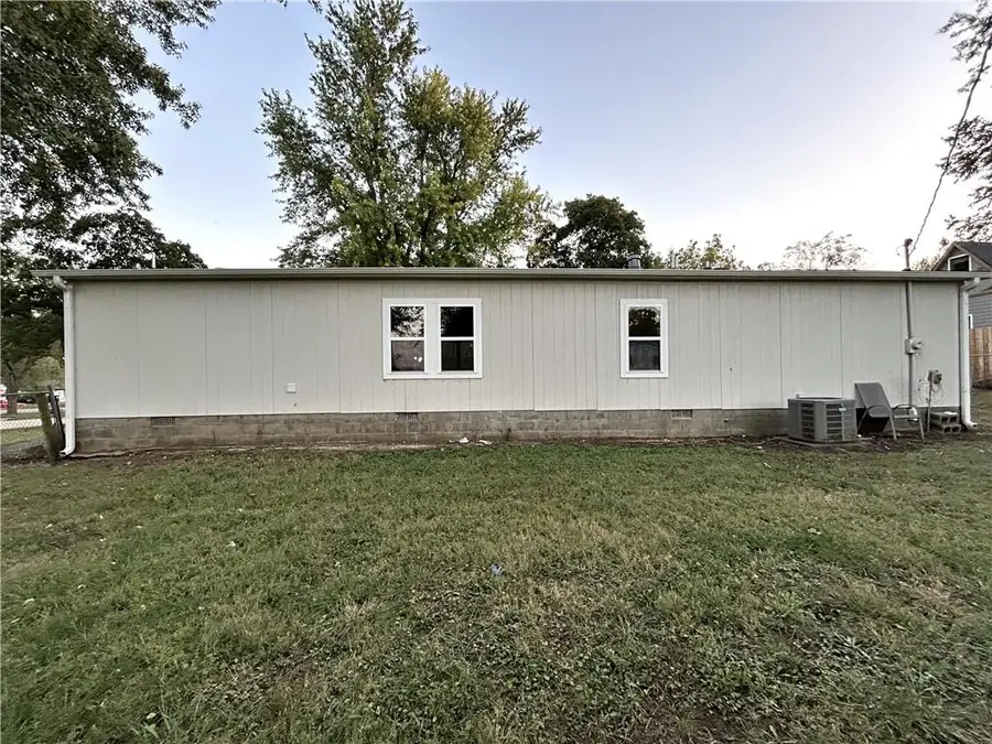 308 Herkimer Street, Oskaloosa, KS 66066 - Image #3